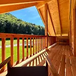 Gruenhaus - Dein In Holiday home