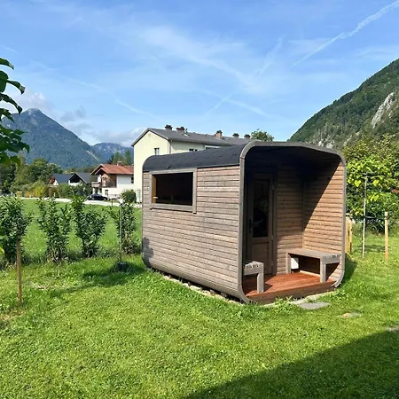 Gruenhaus - Dein In Holiday home *