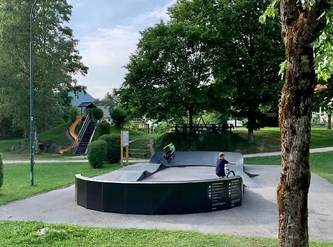 Gruenhaus - Dein In *